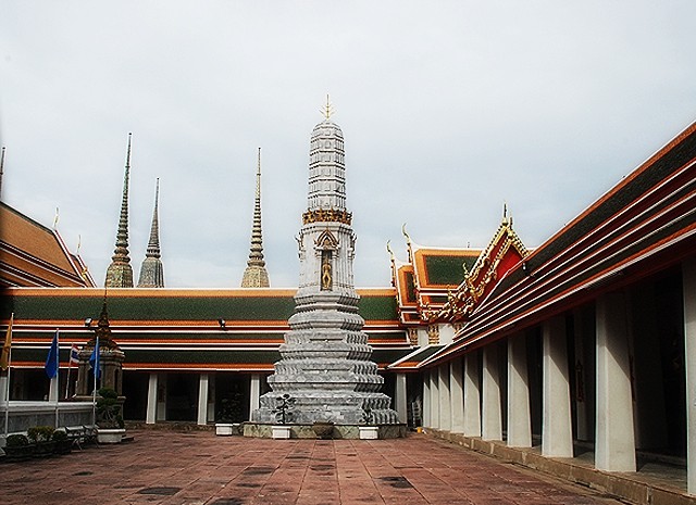 Phra Maha Stupa